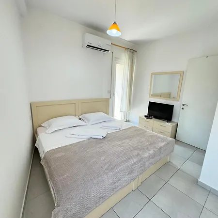 The Cozy Nest - Fully Loaded Apt Tirana Exterior photo